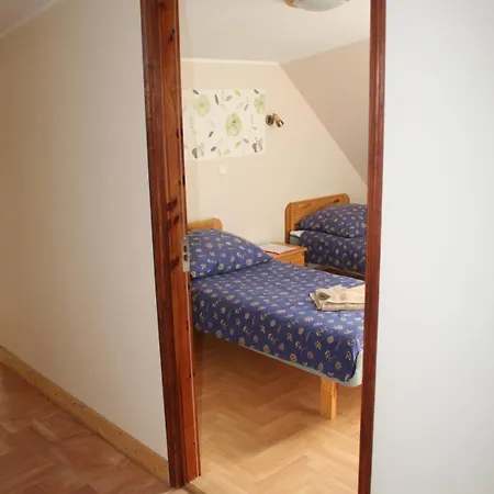 Πανσιόν Old Town Hostel 2*