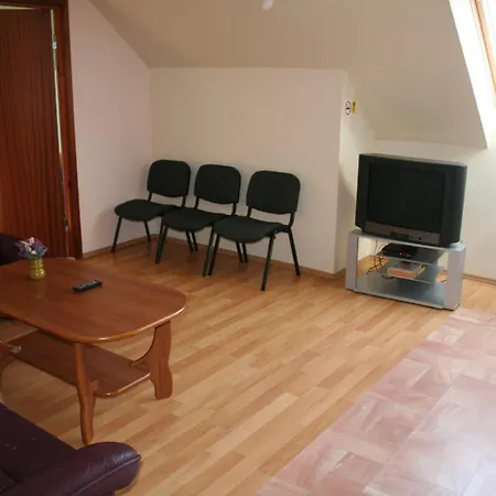 Πανσιόν Old Town Hostel Haapsalu