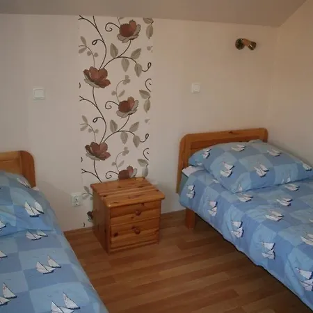 Πανσιόν Old Town Hostel 2*